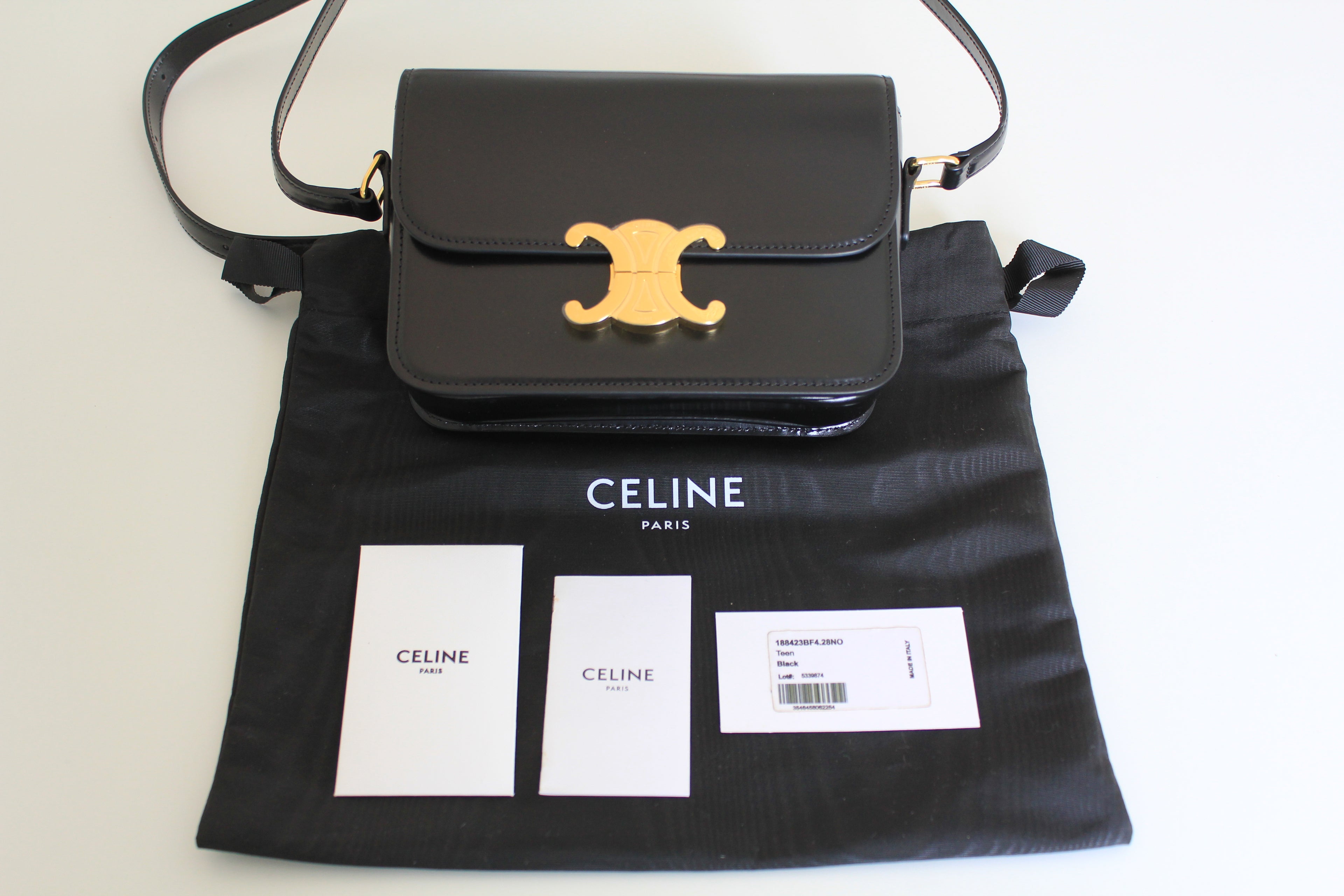 CELINE トリオンフ ティーン ショルダーバッグ