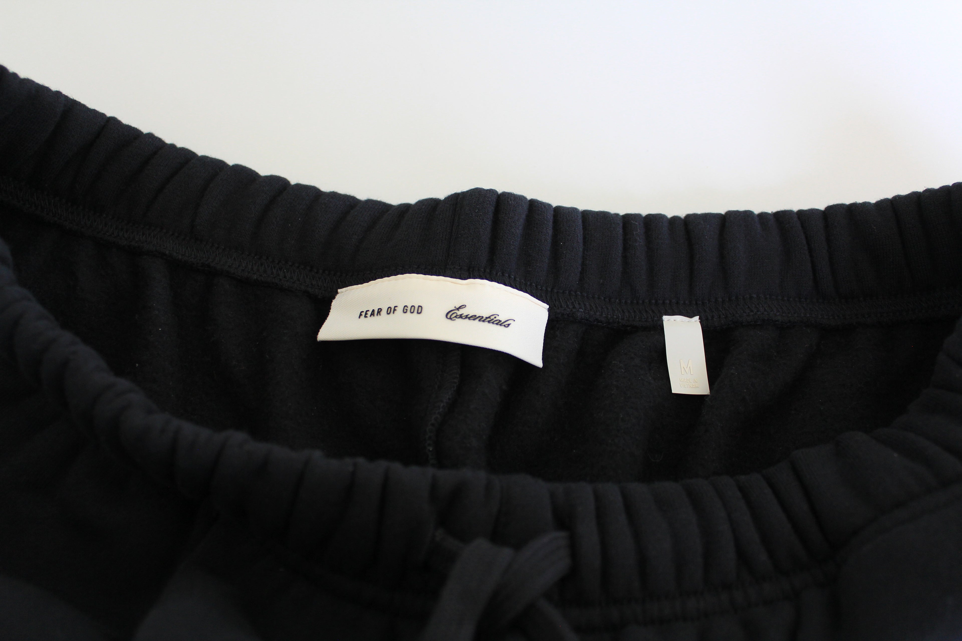 Fear of God Essentials スウェットショーツ