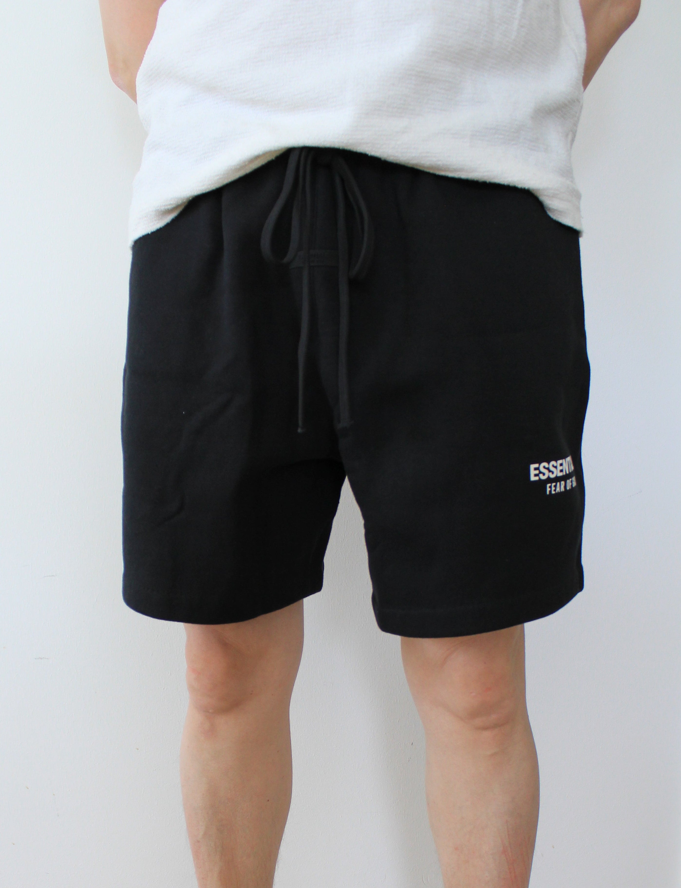 Fear of God Essentials スウェットショーツ