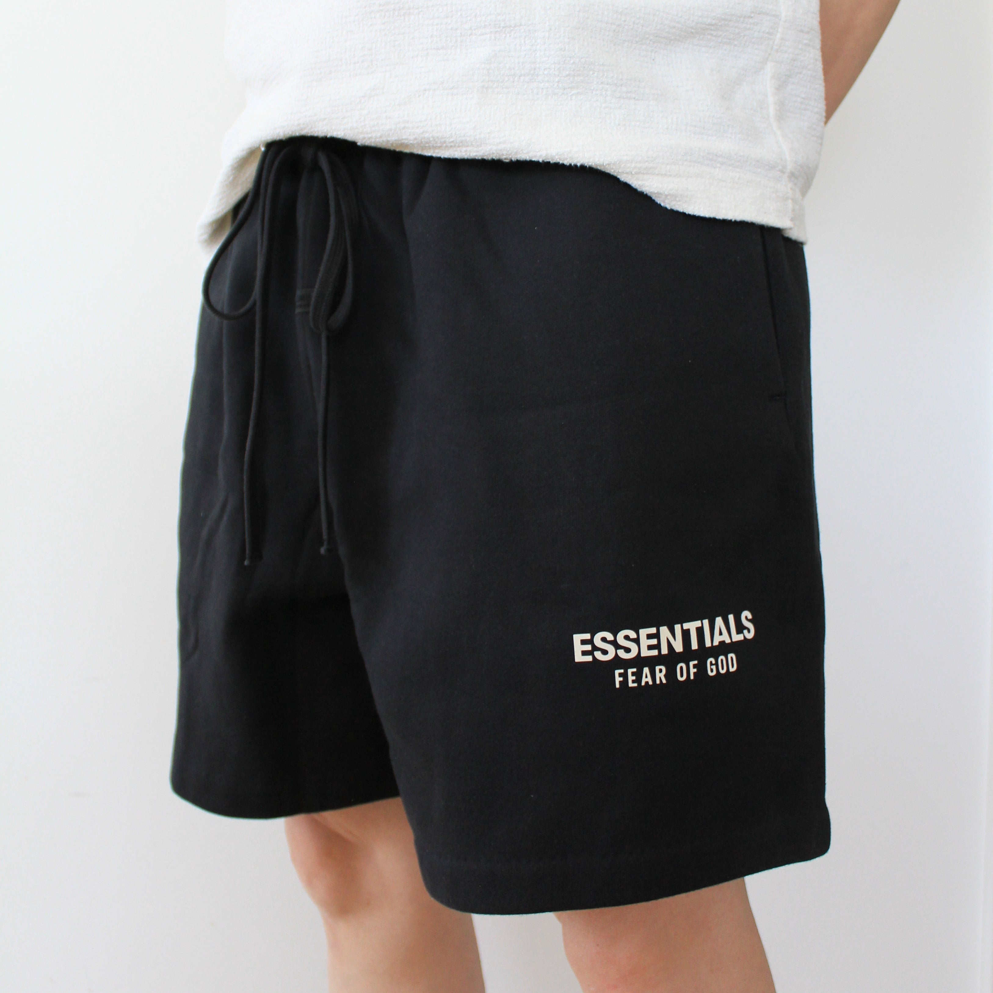 FEAR OF GOD ESSENTIALS スウェットショーツ – Milja