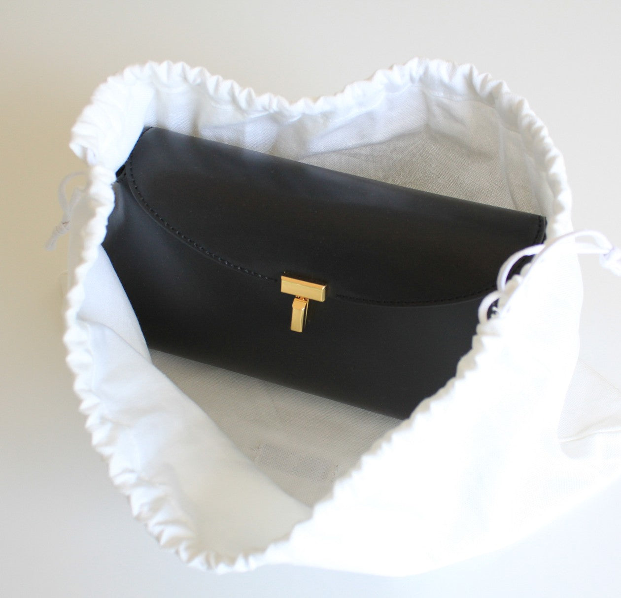 TOTEME T-Lock クラッチ ショルダーバッグ